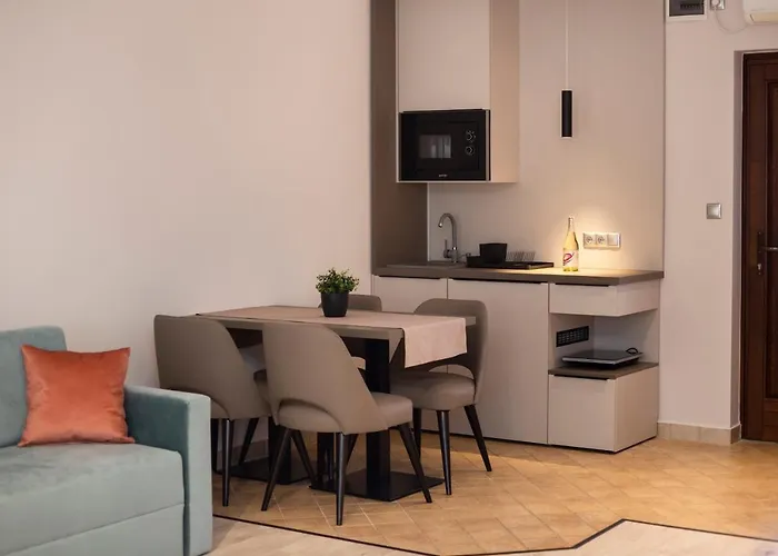 Apartament Vegvar Jula