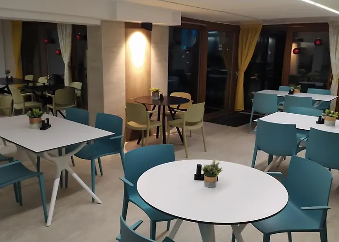 Vegvar Appartement *